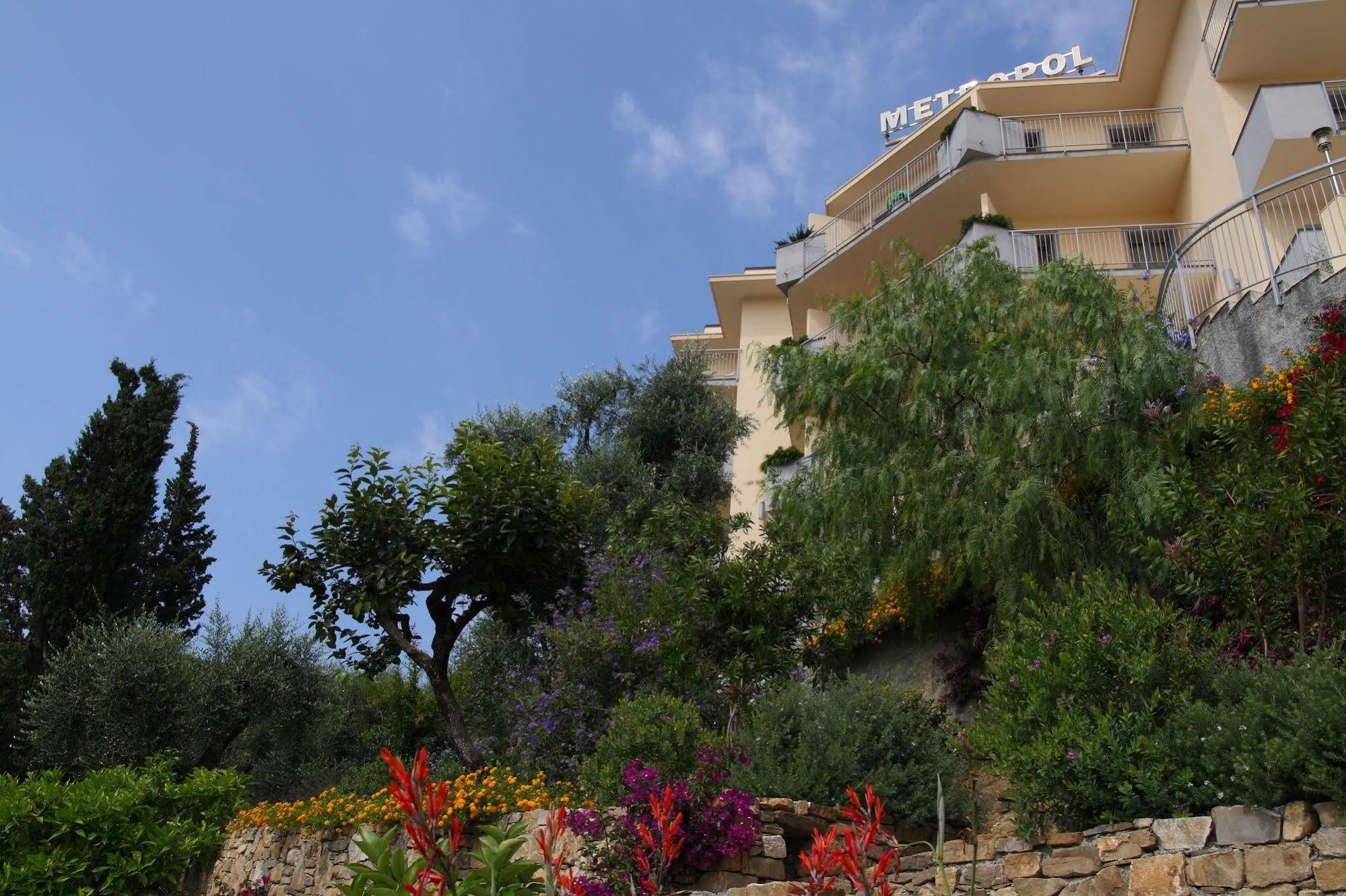 Metropol Diano Marina